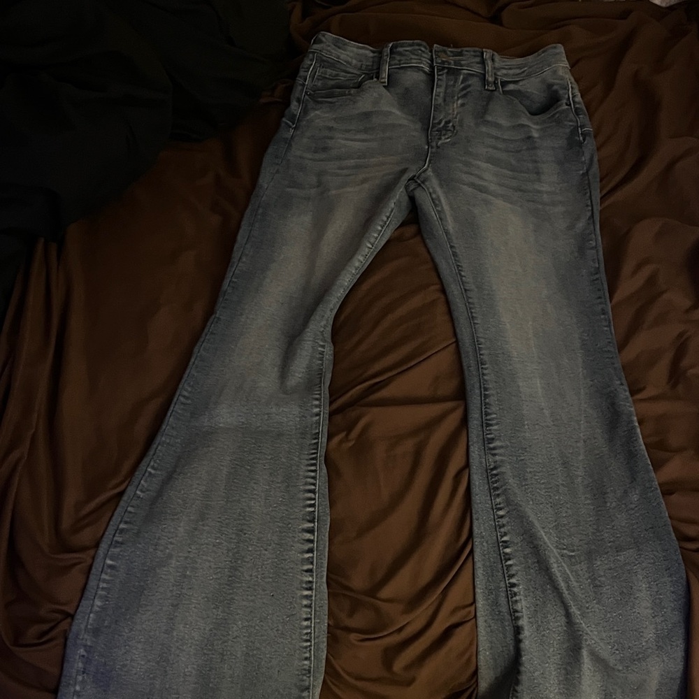 Classic Women's Flared Jeans - Blue